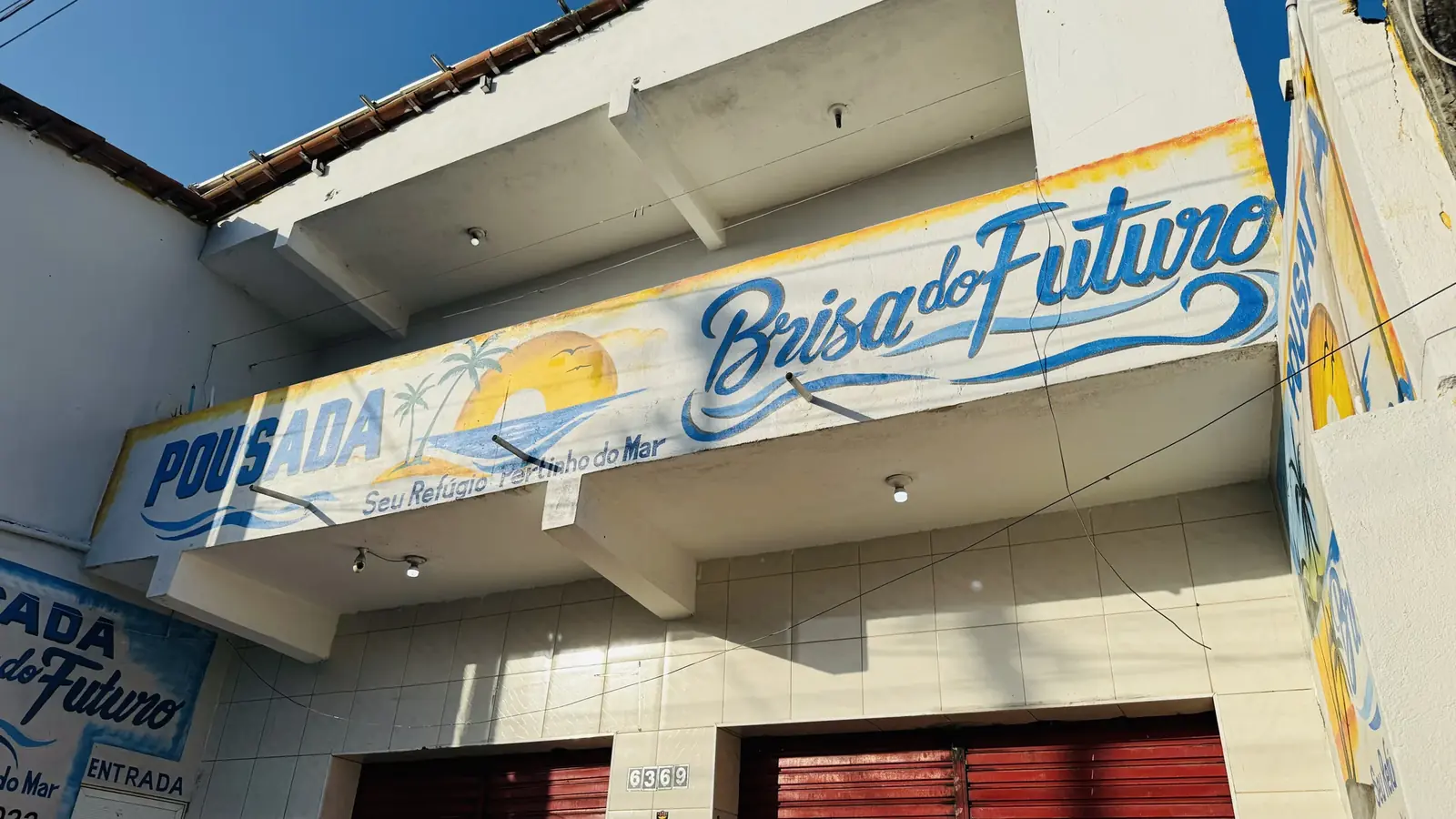 Fachada da Pousada Brisa do Futuro, na Praia do Futuro II, Fortaleza