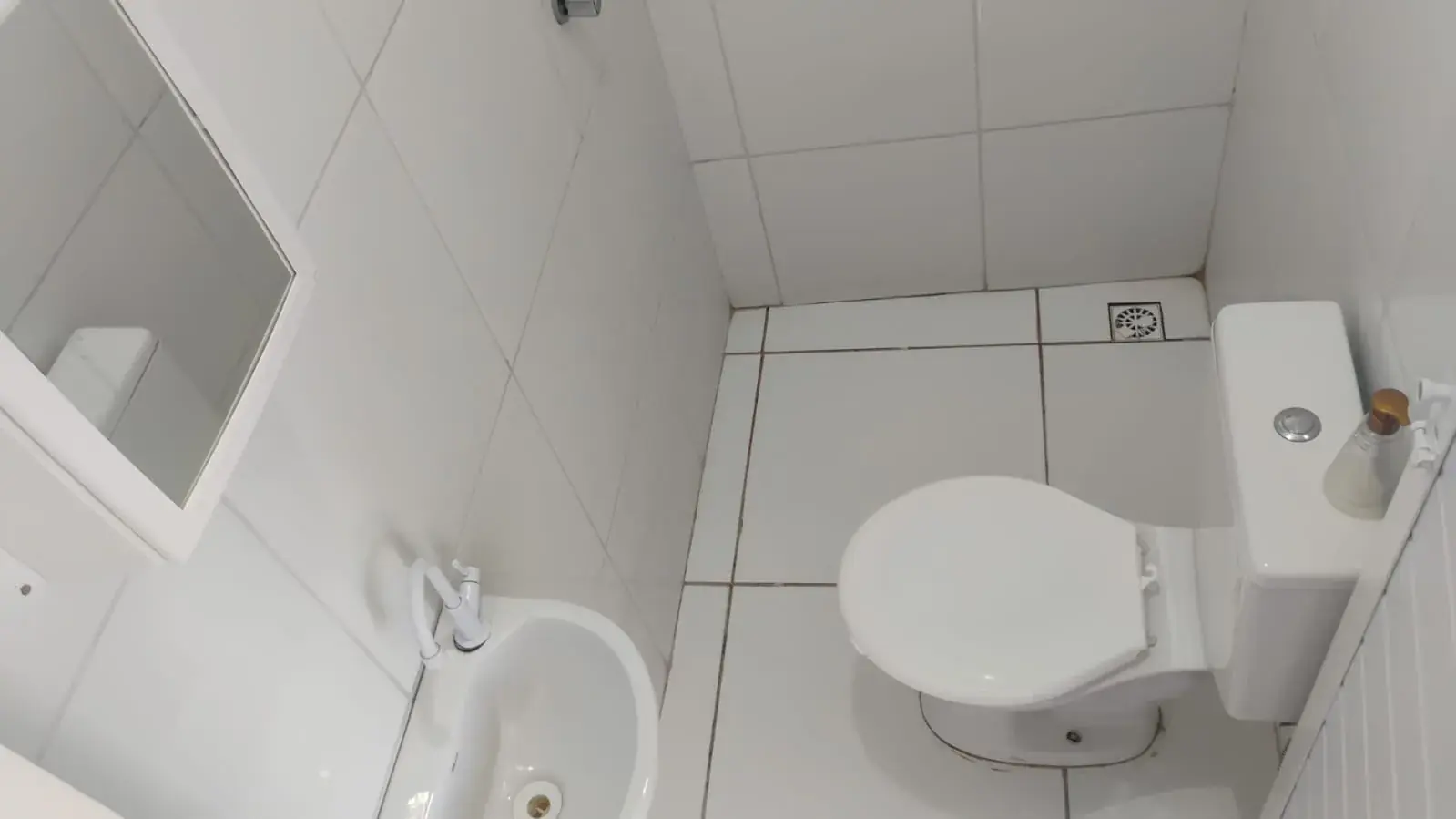 Banheiro privativo do Quarto 1